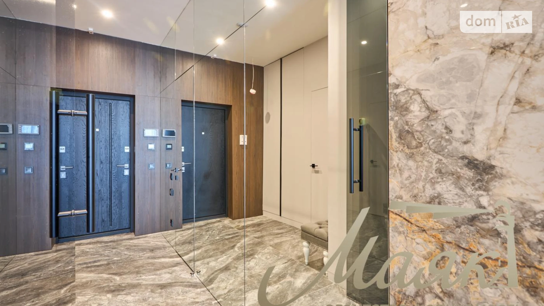 Продается 3-комнатная квартира 106 кв. м в Киеве, бул. Леси Украинки, 7В - фото 2