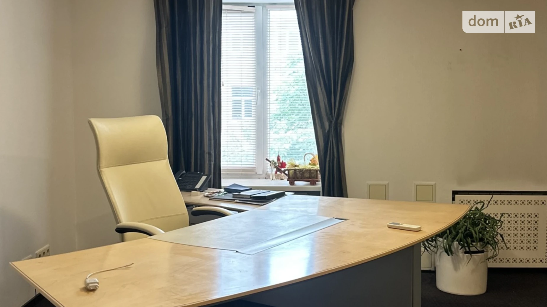 Продается офис 53.5 кв. м в бизнес-центре, цена: 112000 $ - фото 2