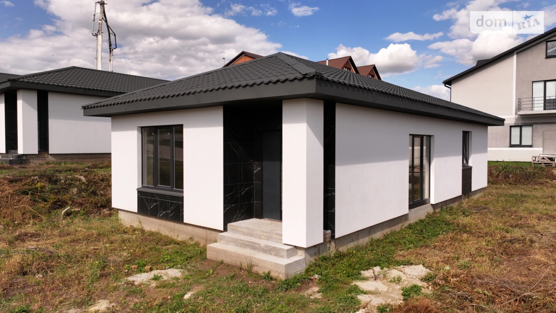 Продается одноэтажный дом 77 кв. м с камином, цена: 74000 $ - фото 2