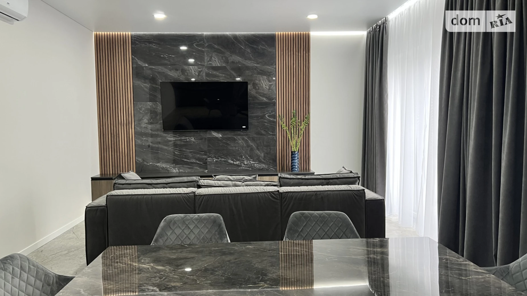 Продается дом на 2 этажа 145 кв. м с камином, цена: 245000 $ - фото 2
