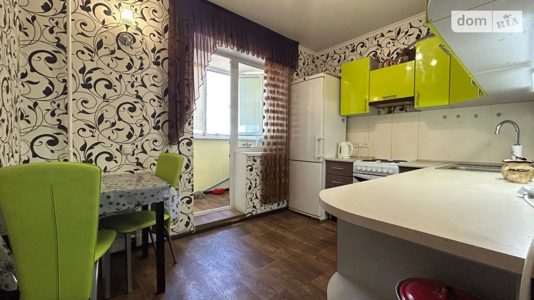 Продается 3-комнатная квартира 78.2 кв. м в, цена: 29000 $ - фото 2