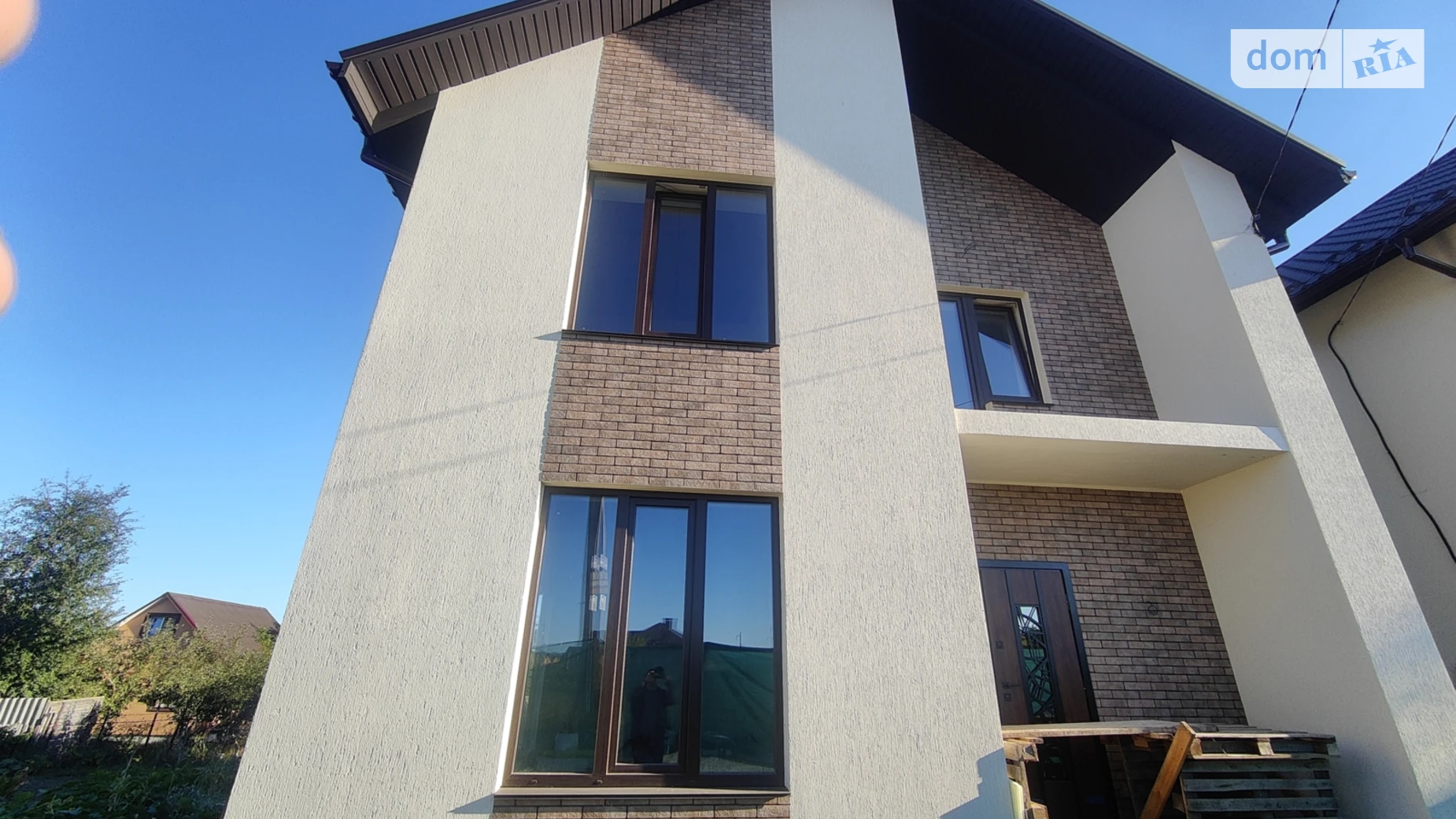 Продается дом на 2 этажа 120 кв. м с бассейном, цена: 95000 $ - фото 2