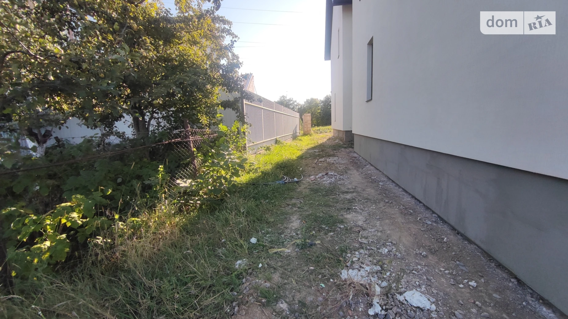 Продается дом на 2 этажа 120 кв. м с бассейном, цена: 95000 $ - фото 4