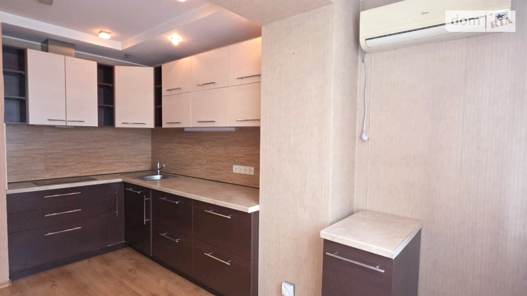 Продается 1-комнатная квартира 42 кв. м в Днепре, ул. Шнеерсона Менахем-Мендл, 1 - фото 3