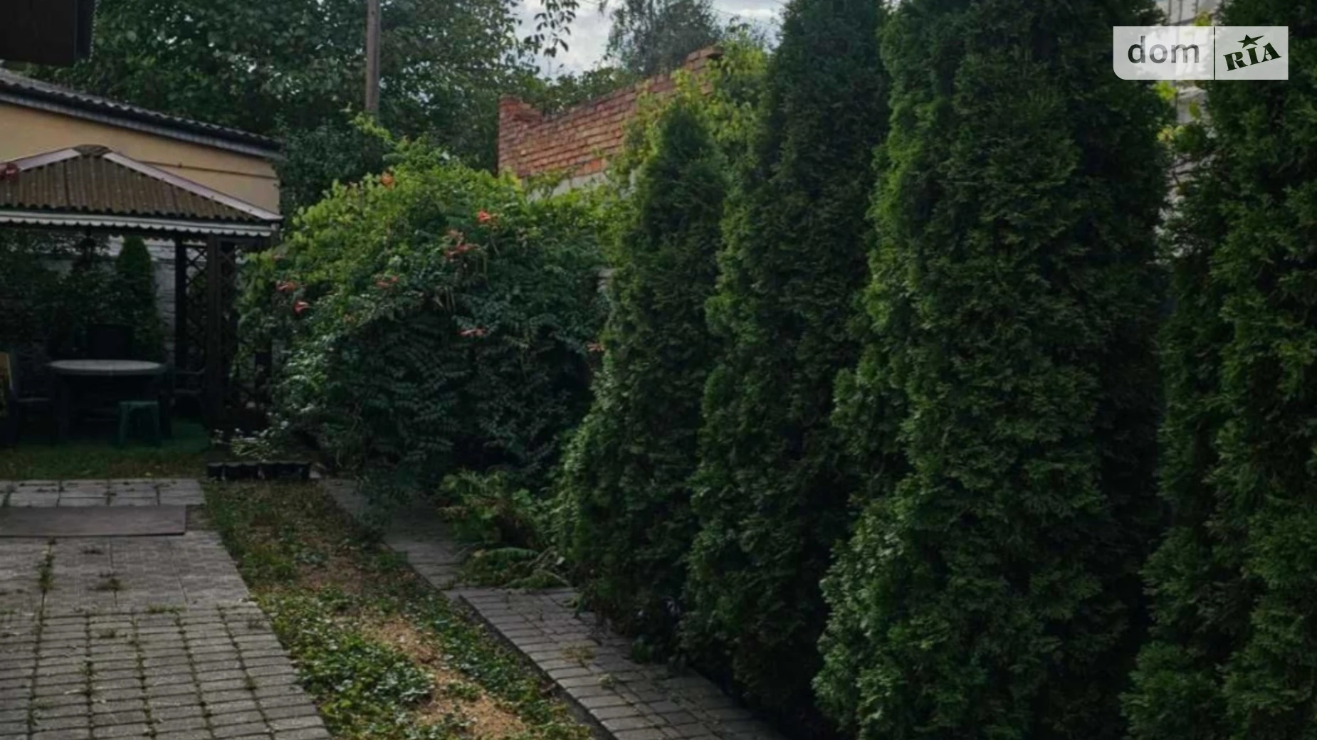 Продается дом на 2 этажа 107 кв. м с бассейном, цена: 110000 $ - фото 2