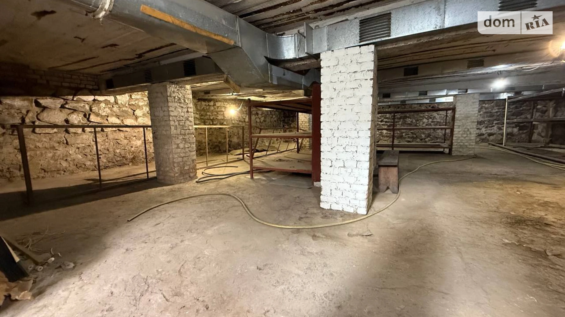 Сдается в аренду помещения свободного назначения 130 кв. м в 2-этажном здании, цена: 7500 грн - фото 2