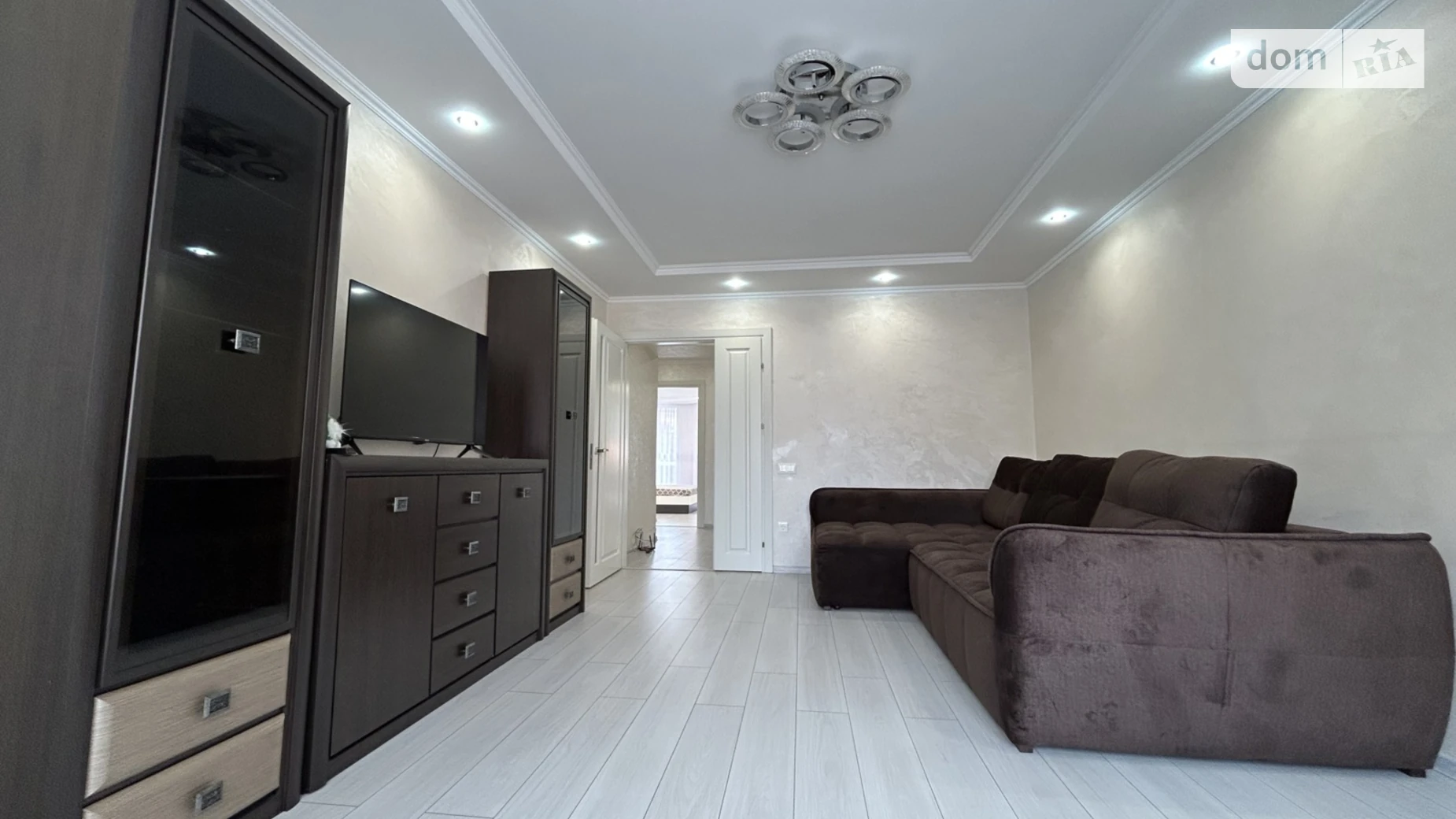 2-кімнатна квартира 70 кв. м у Тернополі, просп. Бандери Степана - фото 4