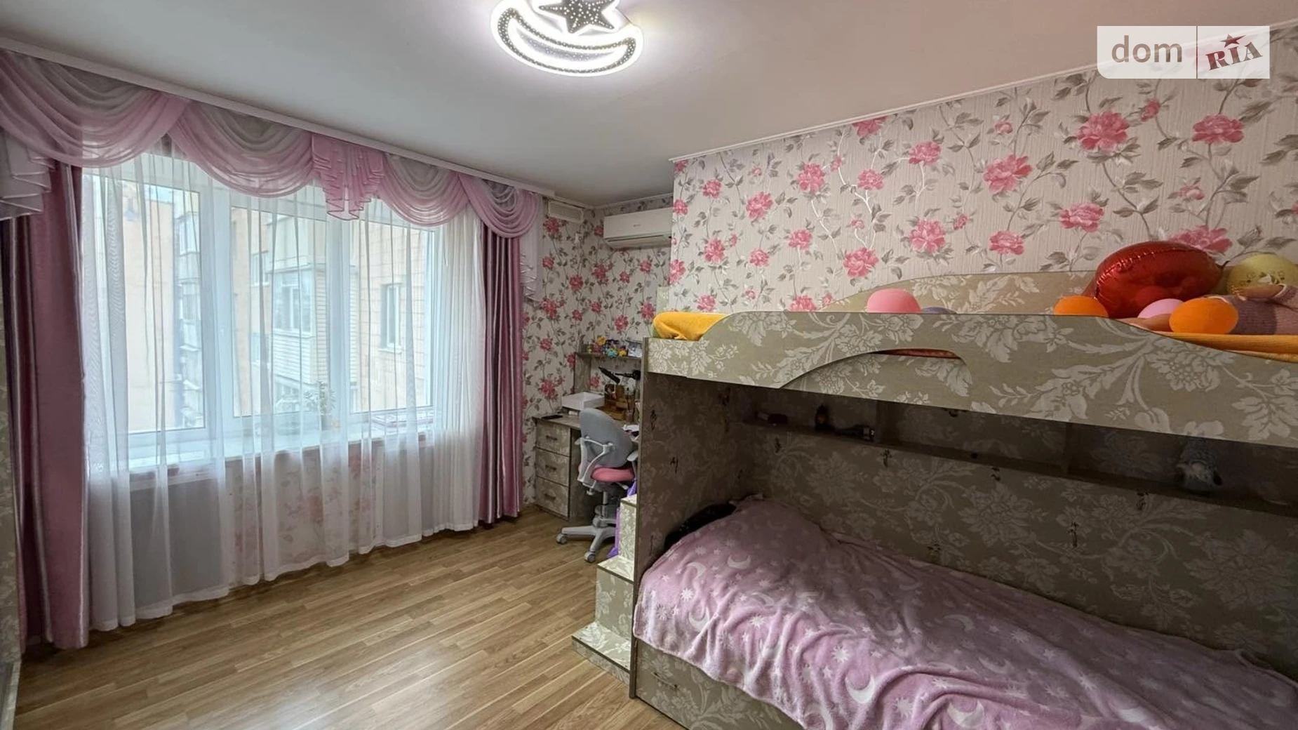 Продается 3-комнатная квартира 72.3 кв. м в Полтаве, цена: 60000 $ - фото 2
