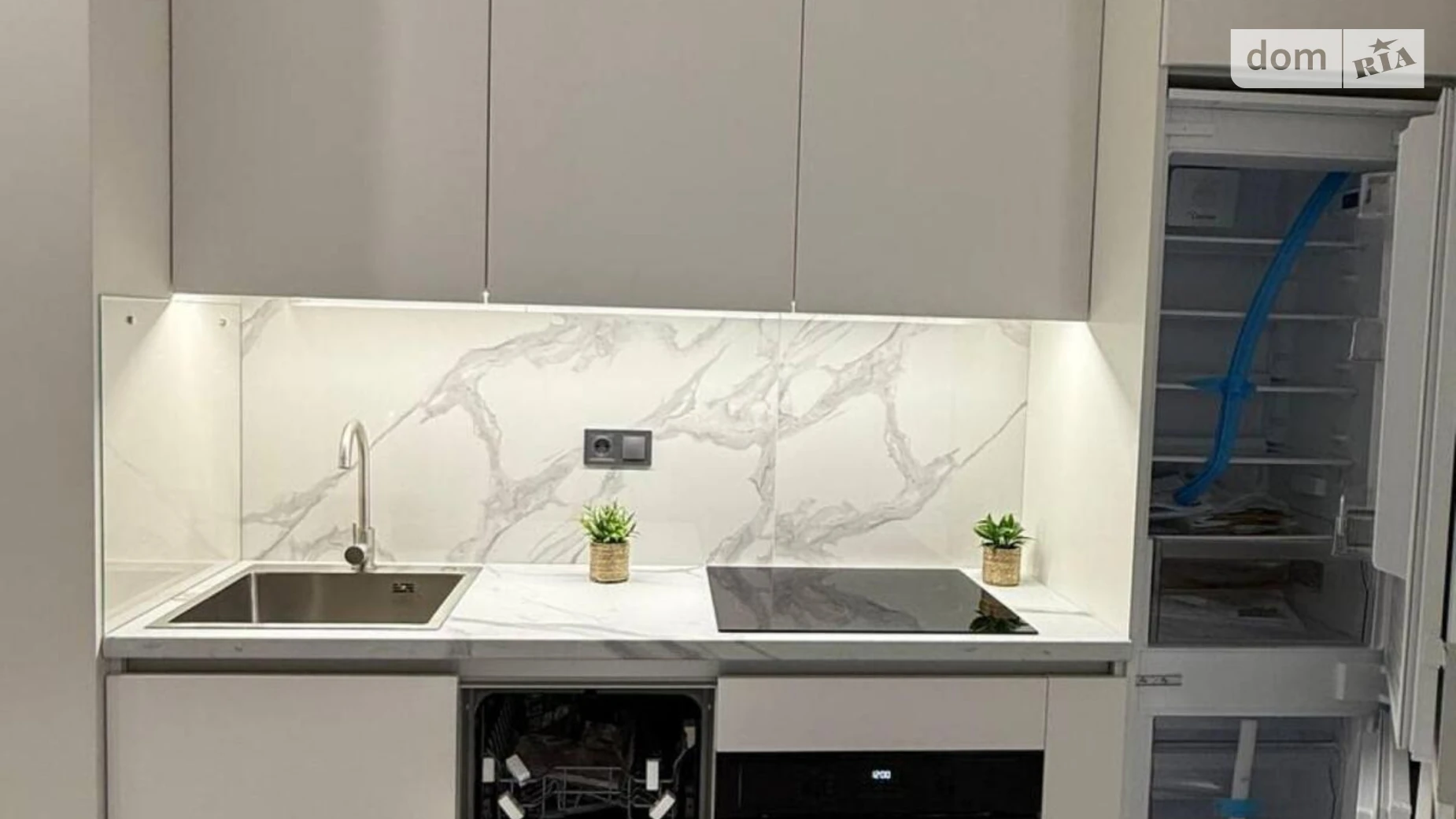 Продается 1-комнатная квартира 42.5 кв. м в Одессе, ул. Краснова, 1Б - фото 2