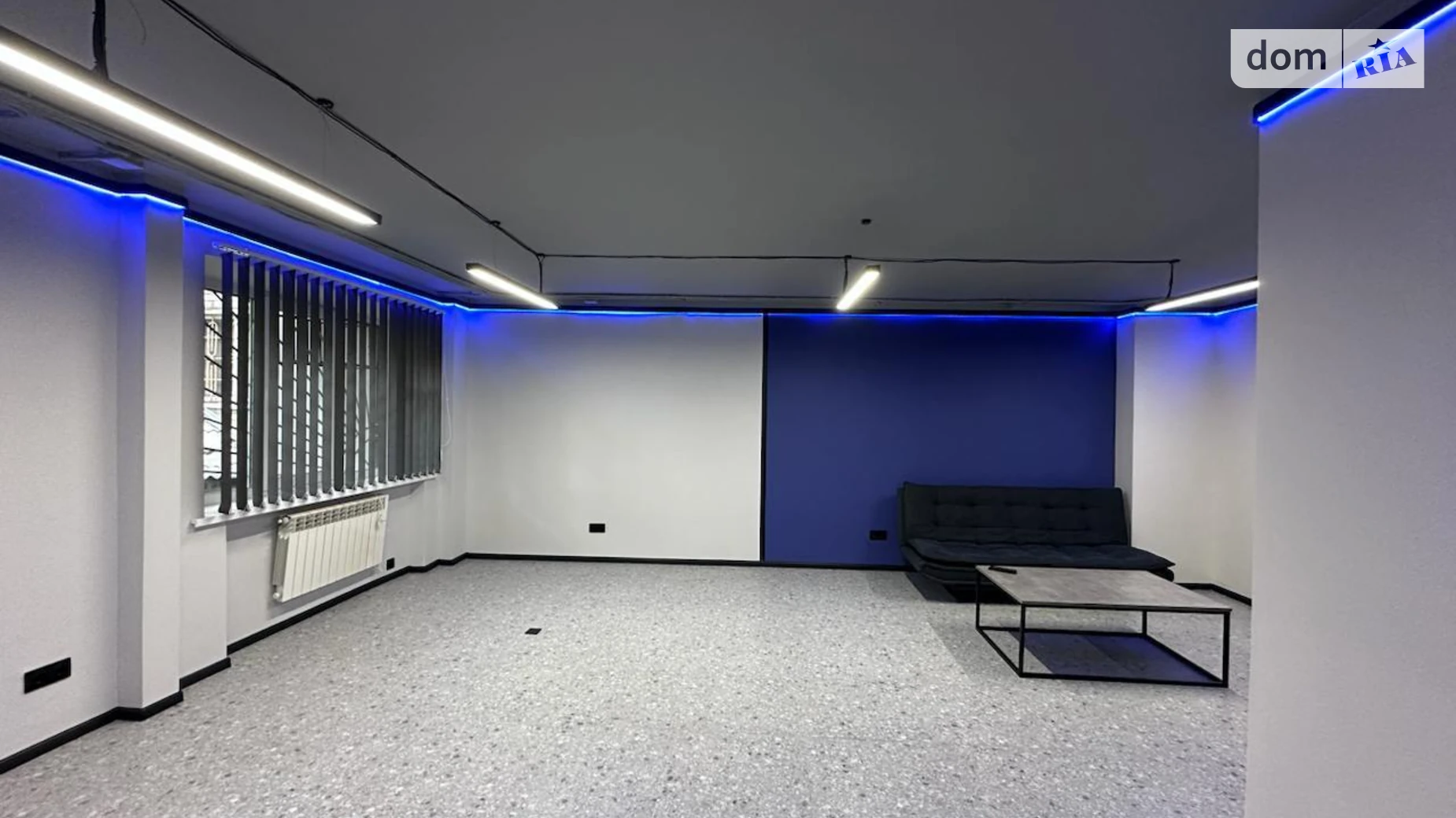Сдается в аренду офис 100 кв. м в бизнес-центре, цена: 1500 $ - фото 4