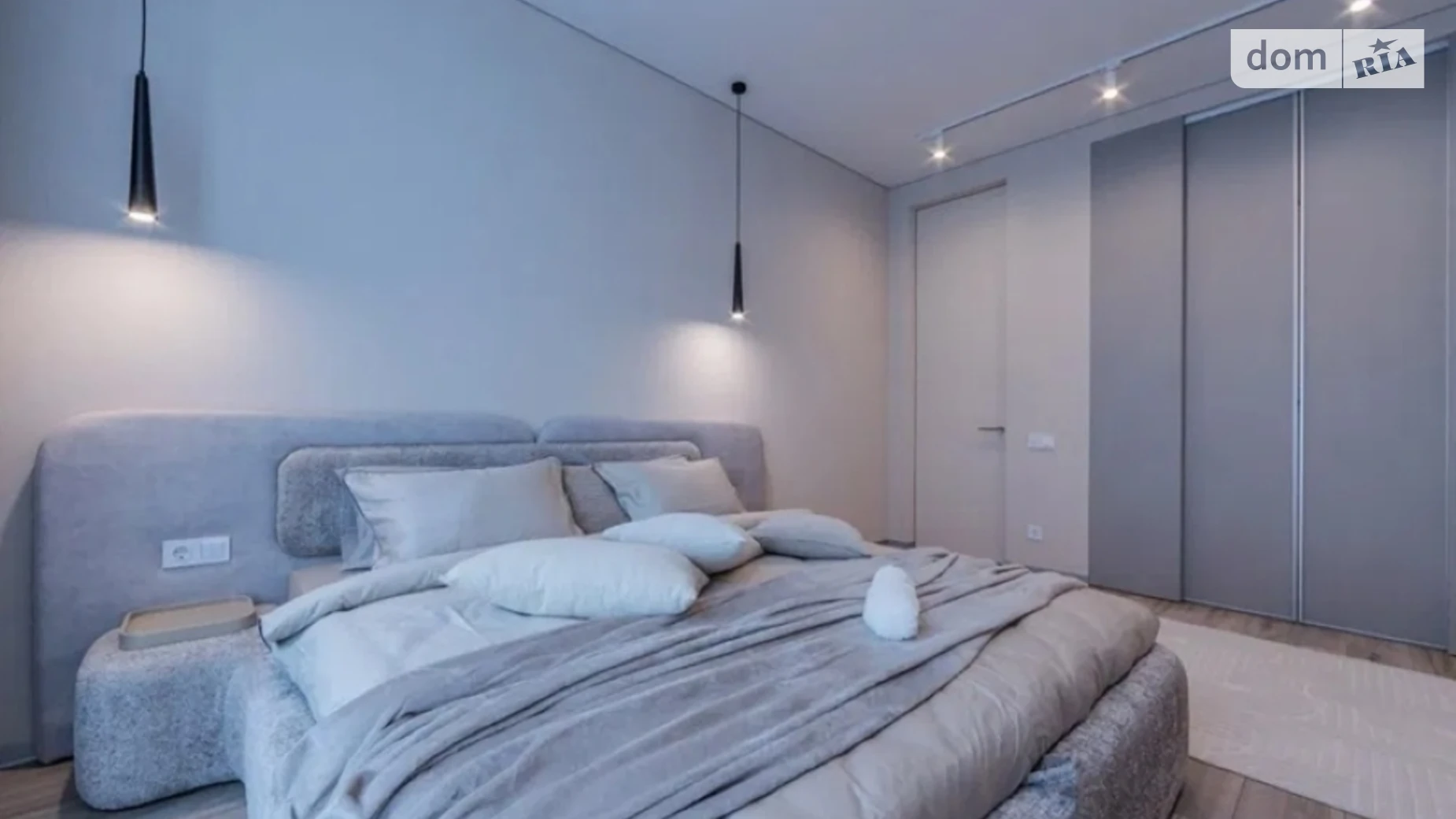 Продается 1-комнатная квартира 65 кв. м в Киеве, ул. Саперное Поле, 3 - фото 2