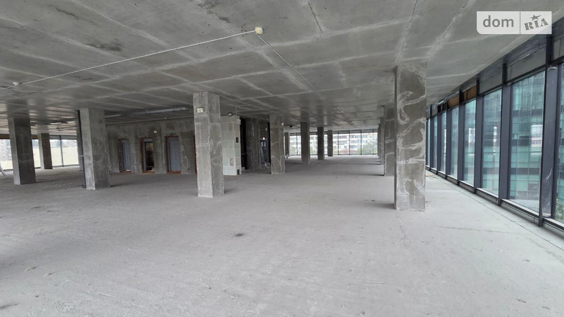 Сдается в аренду офис 2500 кв. м в бизнес-центре, цена: 40000 $ - фото 4