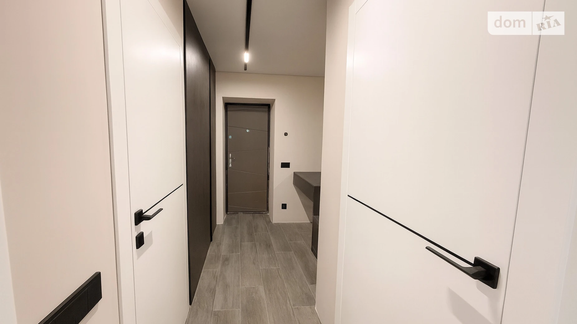 Продается 1-комнатная квартира 38.1 кв. м в Полтаве, ул. Великотырновская, 4А - фото 3