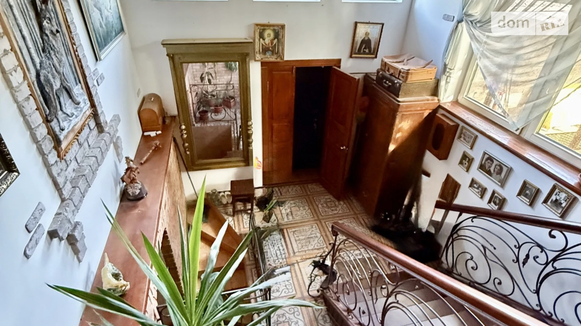 Продается дом на 2 этажа 280 кв. м с гаражом, цена: 159900 $ - фото 4