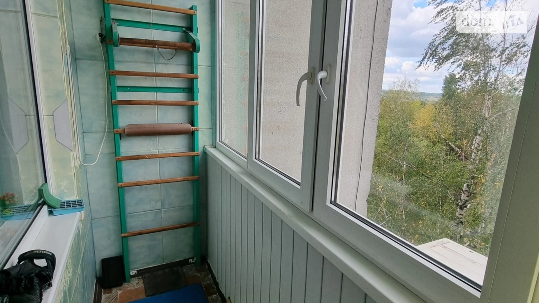 Продается 3-комнатная квартира 70 кв. м в Валках - фото 3