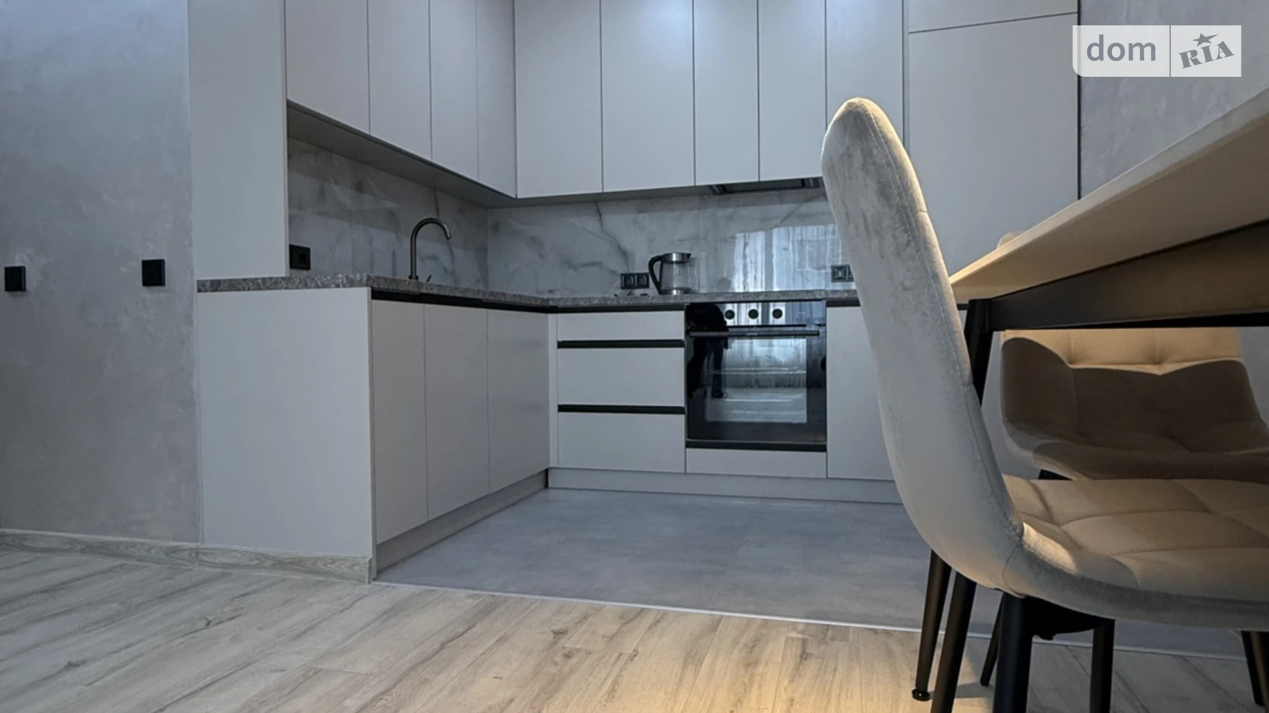 Сдается в аренду 1-комнатная квартира 45 кв. м в Львове, ул. Под Голоском, 24 - фото 4