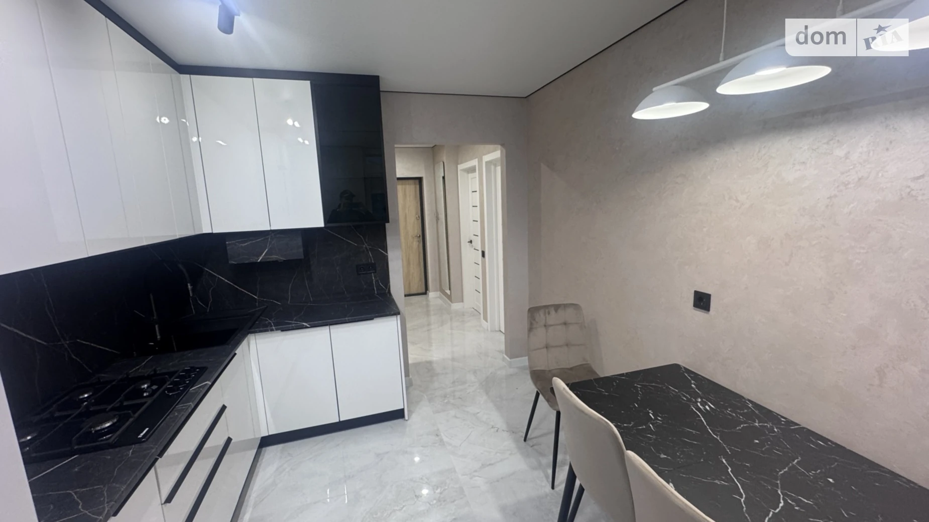 Продается 1-комнатная квартира 44 кв. м в Зарванцах, ул. Рыбацкая, 142 - фото 3