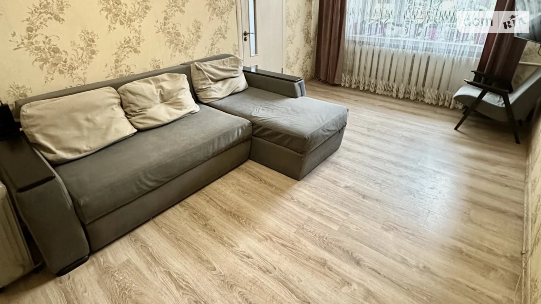 Продается 3-комнатная квартира 56 кв. м в Ровно, ул. Княгини Ольги - фото 2