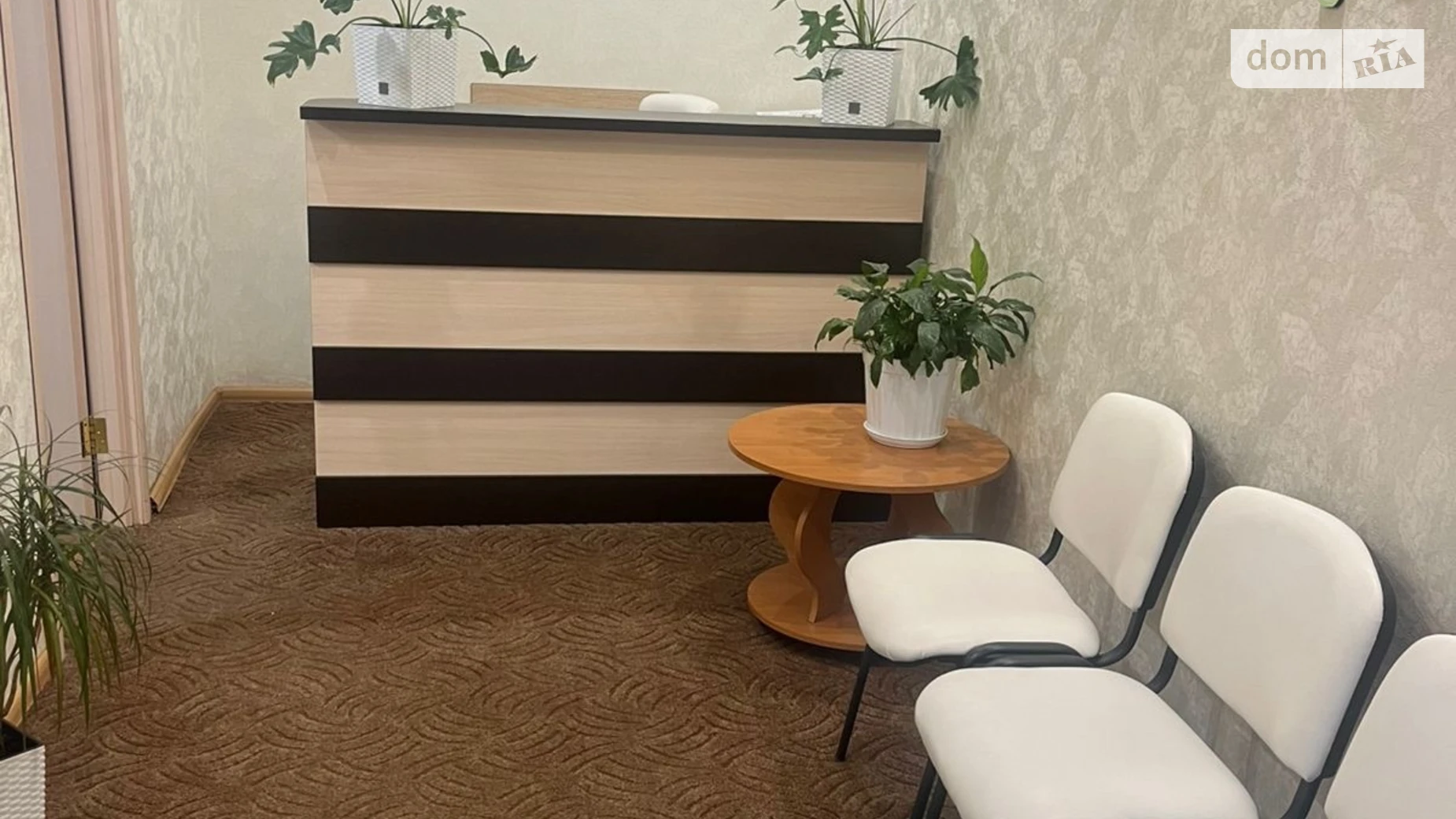 Продается офис 41.26 кв. м в бизнес-центре, цена: 55000 $ - фото 2