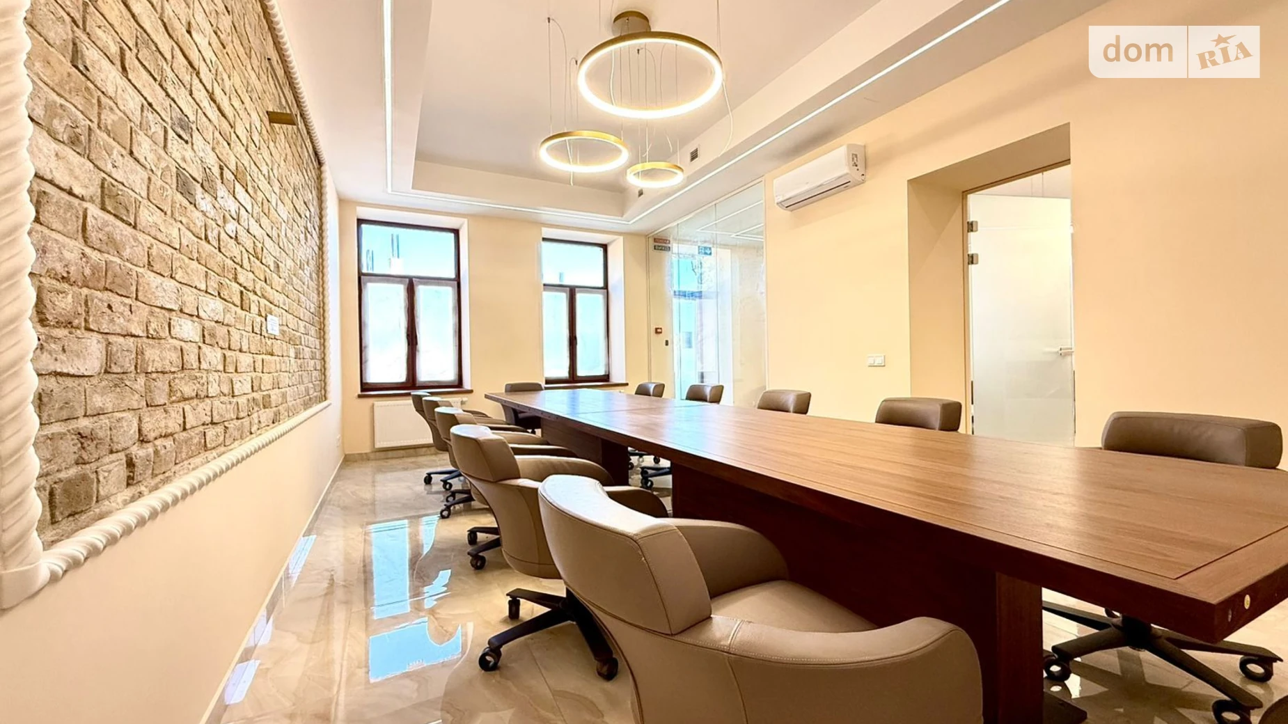 Сдается в аренду офис 994 кв. м в бизнес-центре, цена: 15000 $ - фото 3