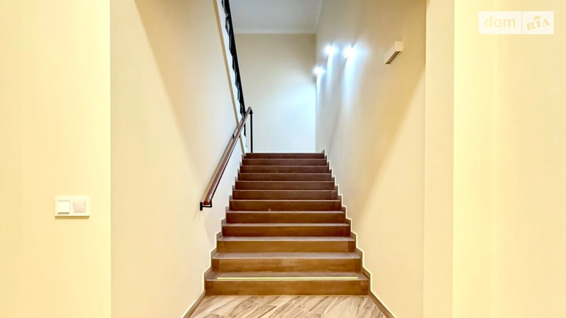 Сдается в аренду офис 994 кв. м в бизнес-центре, цена: 15000 $ - фото 4