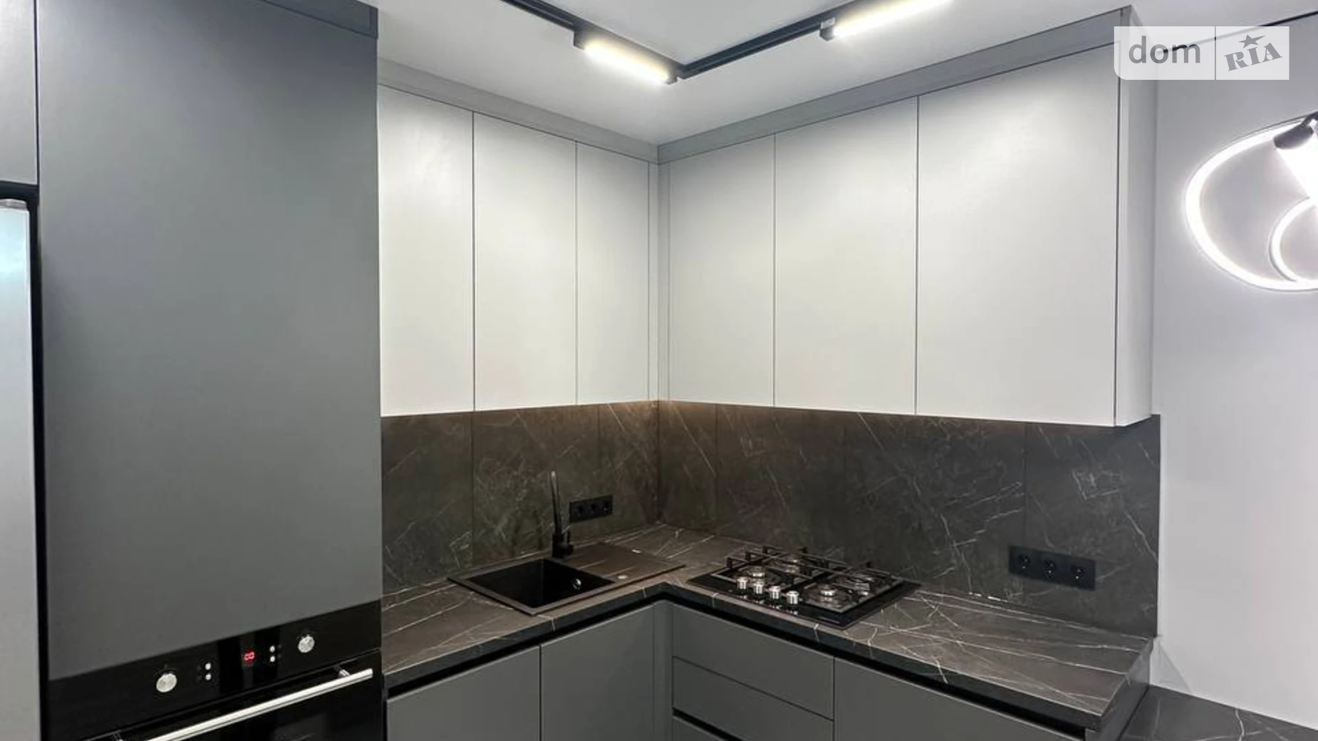 2-кімнатна квартира 57 кв. м у Тернополі, цена: 74000 $ - фото 2