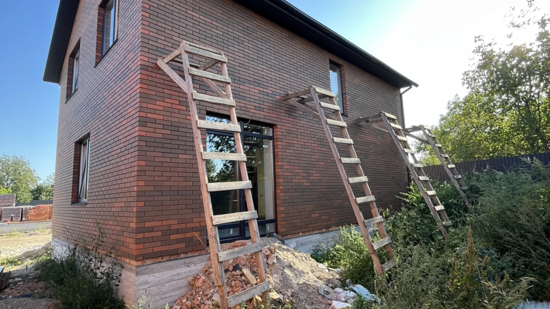 Продается дом на 2 этажа 107 кв. м с подвалом, цена: 82000 $ - фото 5