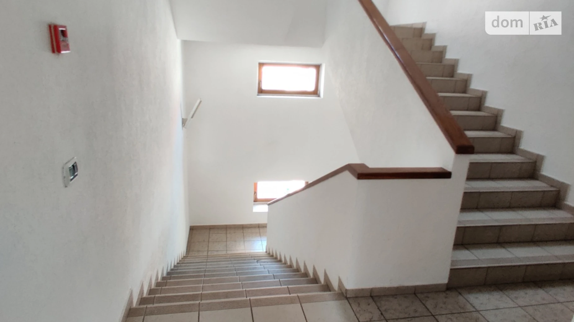 Сдается в аренду офис 220 кв. м в бизнес-центре, цена: 55000 грн - фото 4
