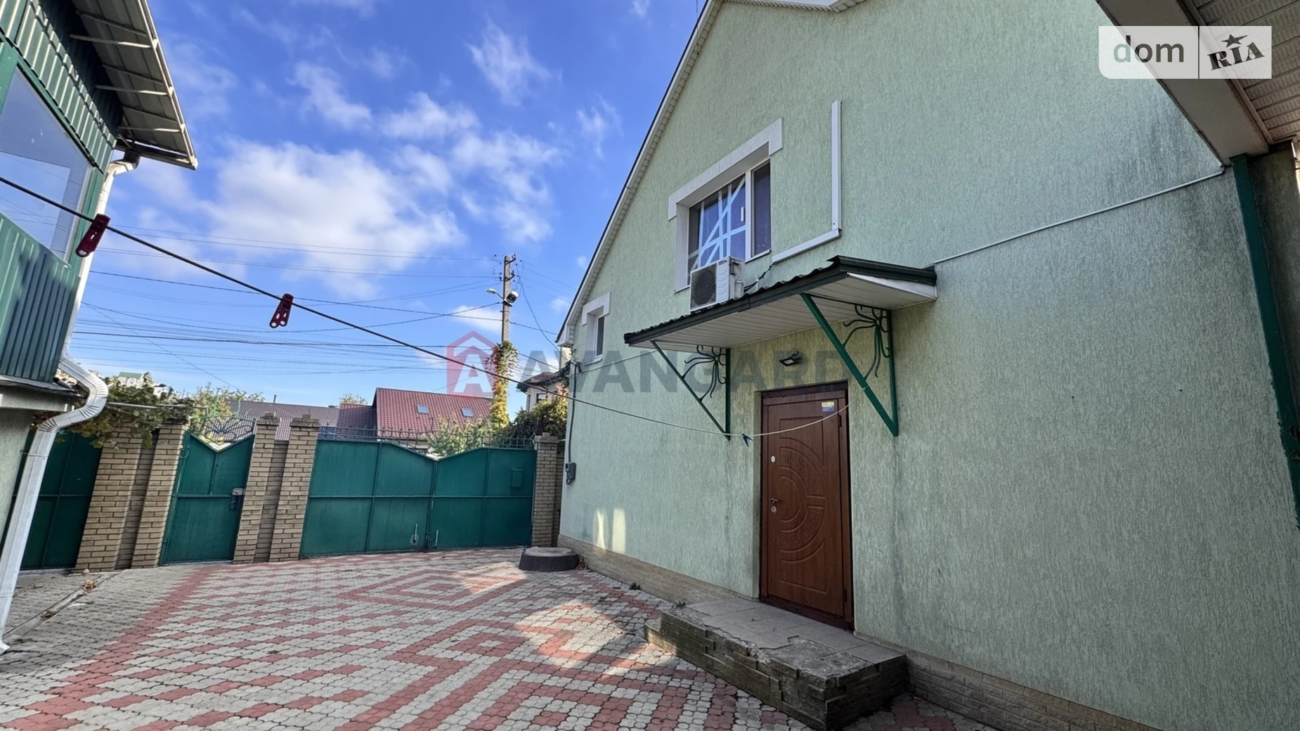 Продается дом на 2 этажа 150.6 кв. м с садом, цена: 135000 $ - фото 2
