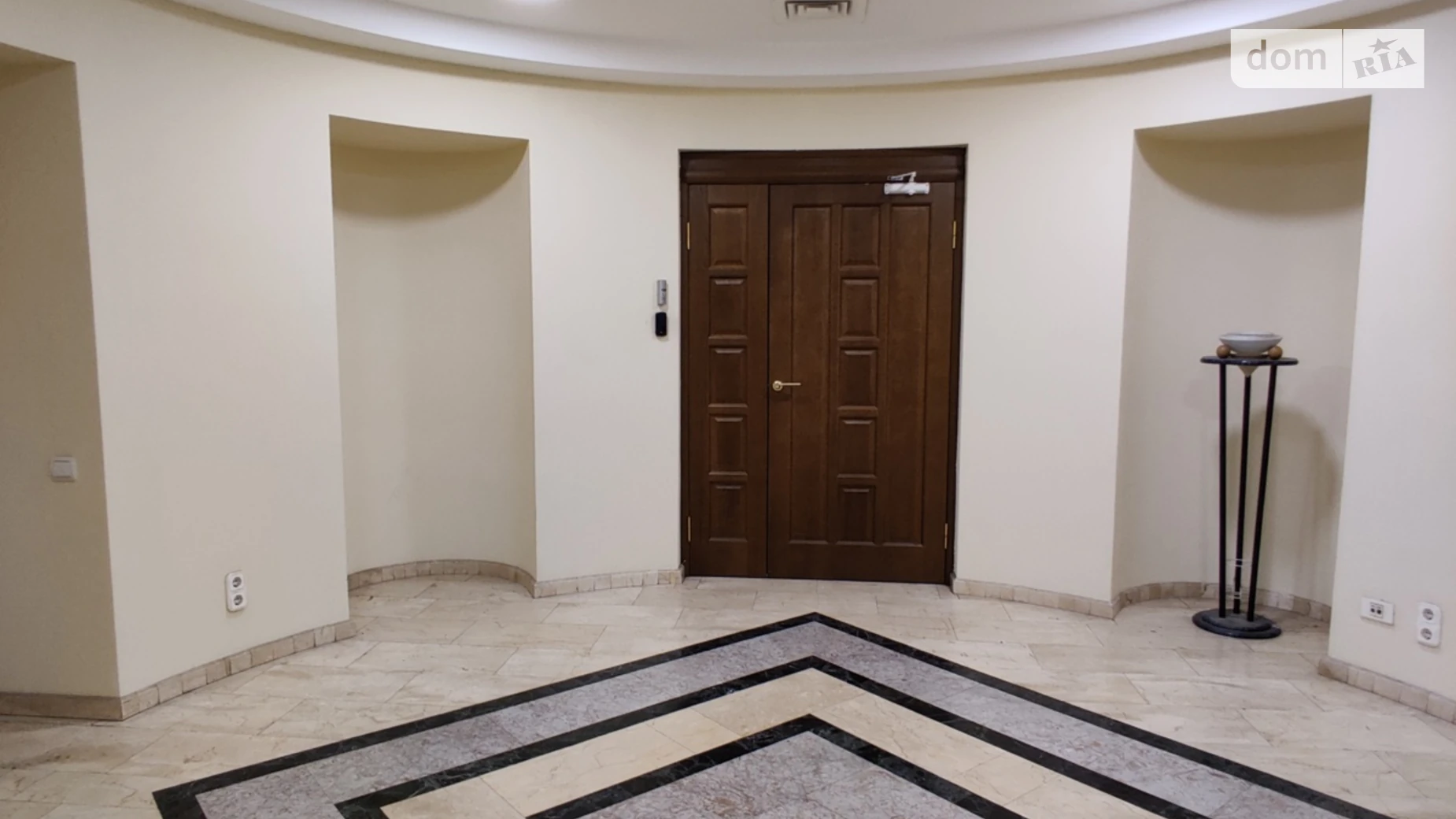 Сдается в аренду офис 245 кв. м в бизнес-центре, цена: 62000 грн - фото 5