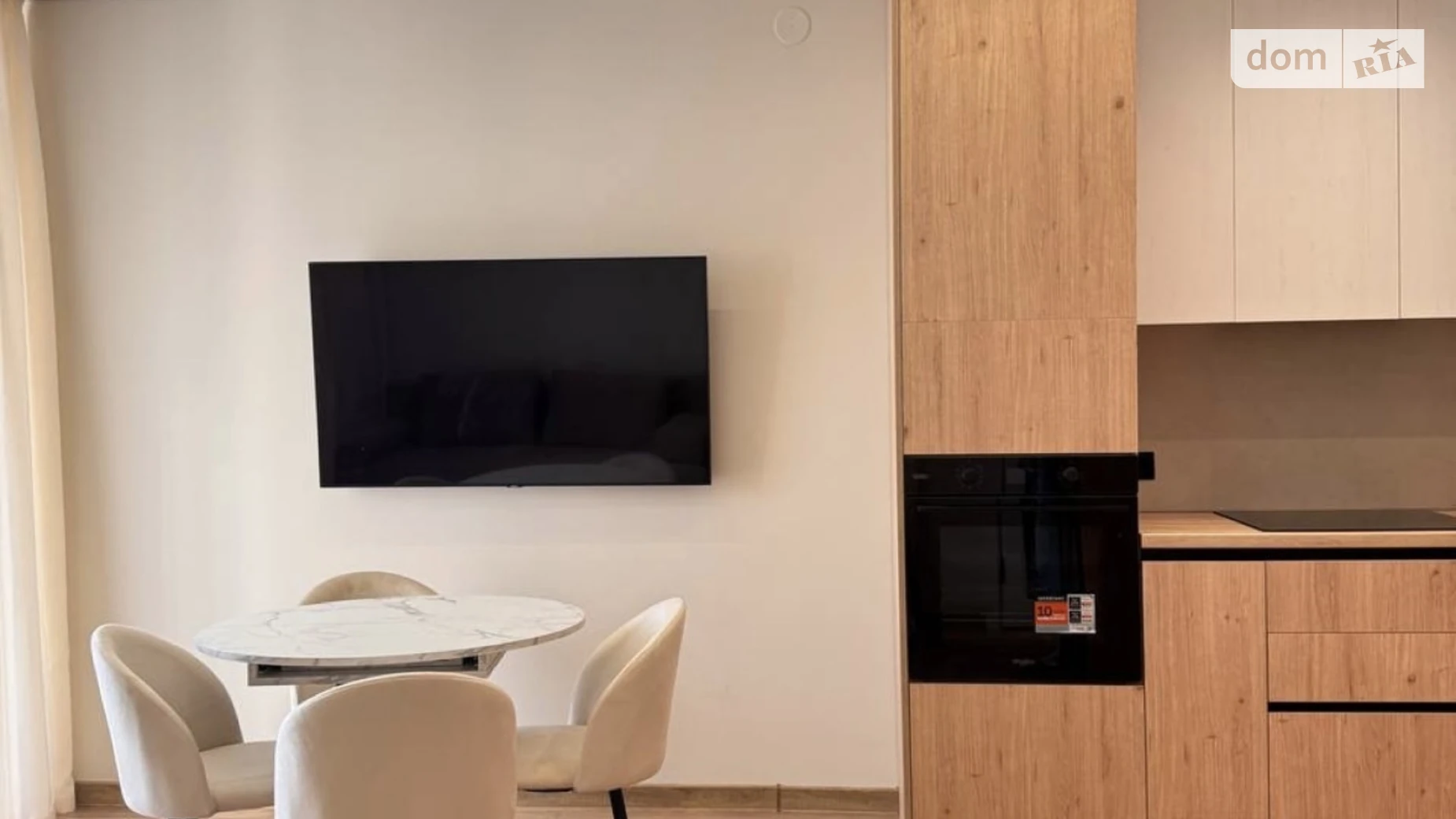 Продается 1-комнатная квартира 37 кв. м в Ужгороде, пл. Андрея Бачинского, 92 - фото 3