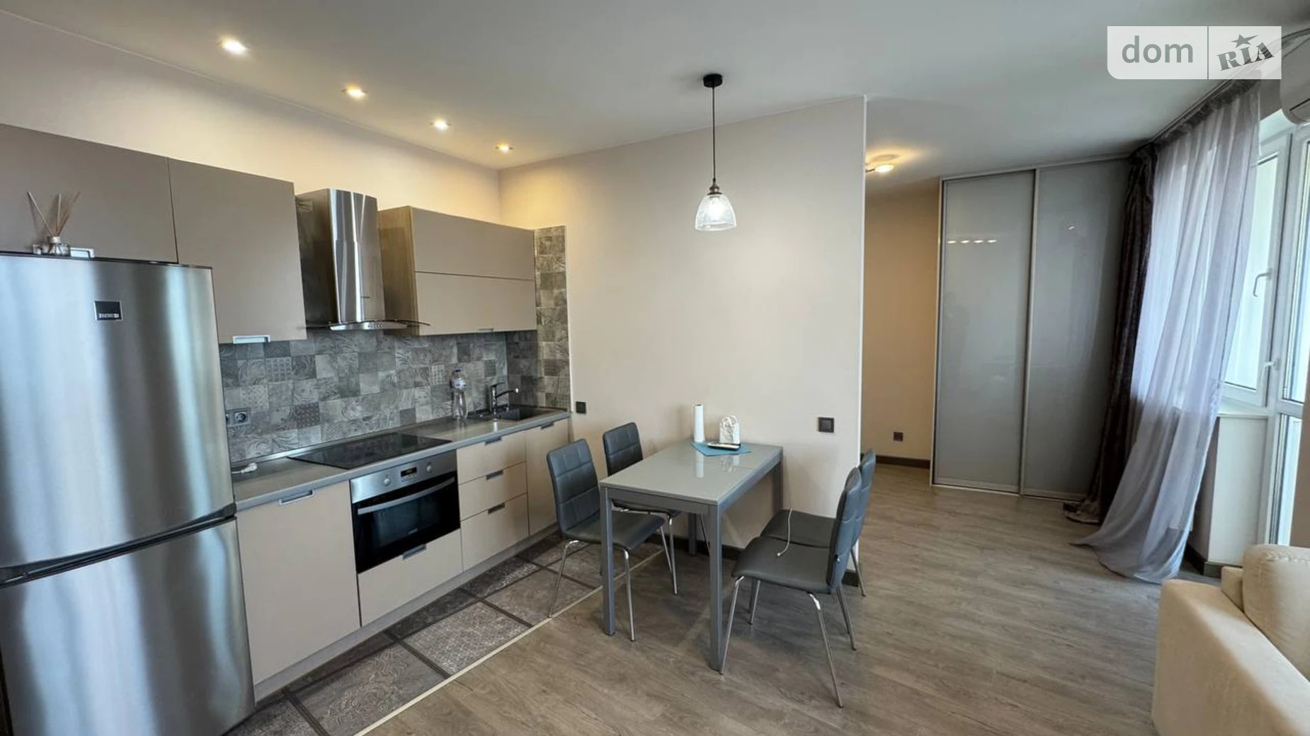 Сдается в аренду 1-комнатная квартира 47 кв. м в Киеве, ул. Юрия Ильенко, 51Б - фото 2