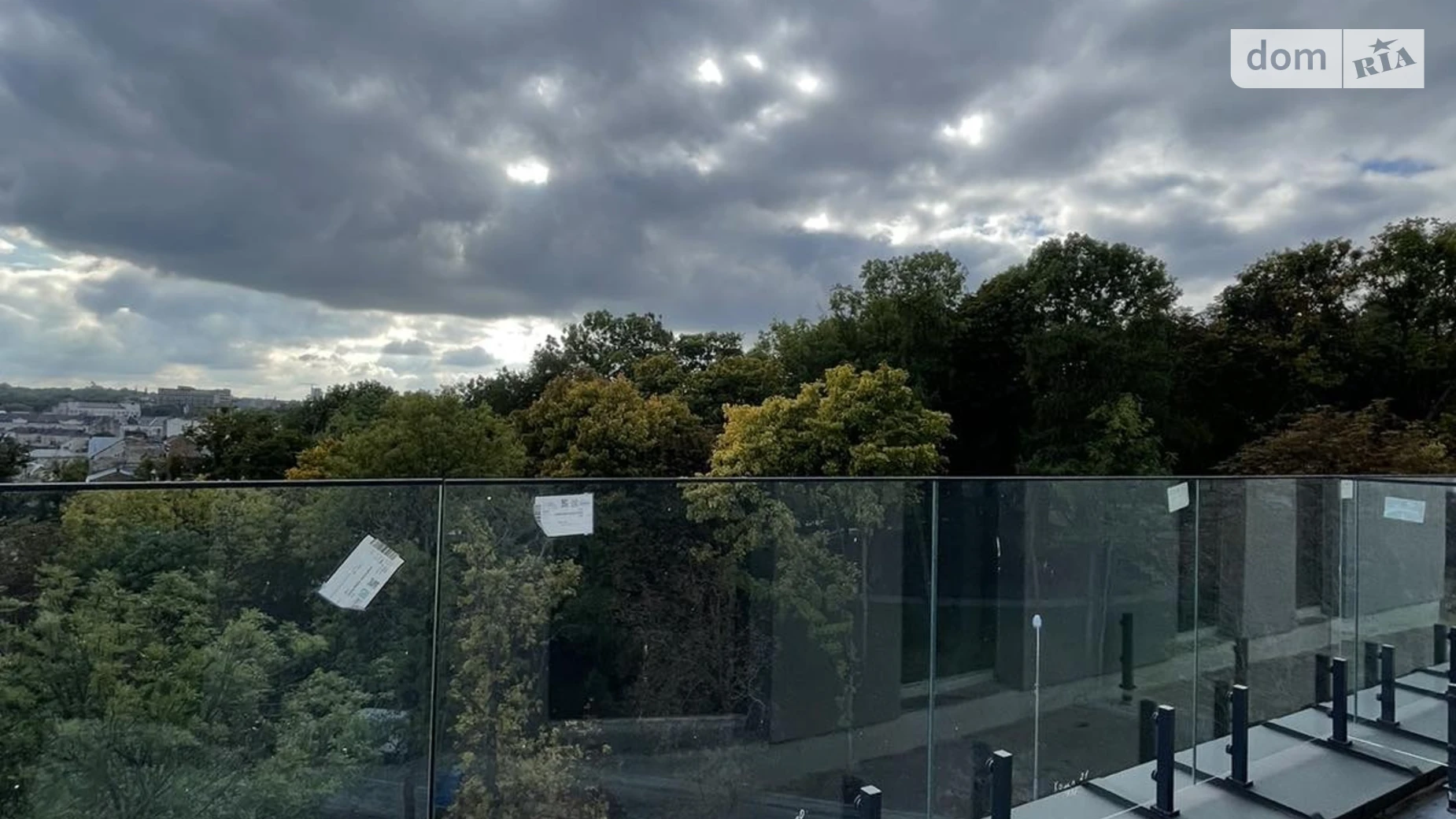 Продается 3-комнатная квартира 106 кв. м в Львове, ул. Клепаровская, 15 - фото 3