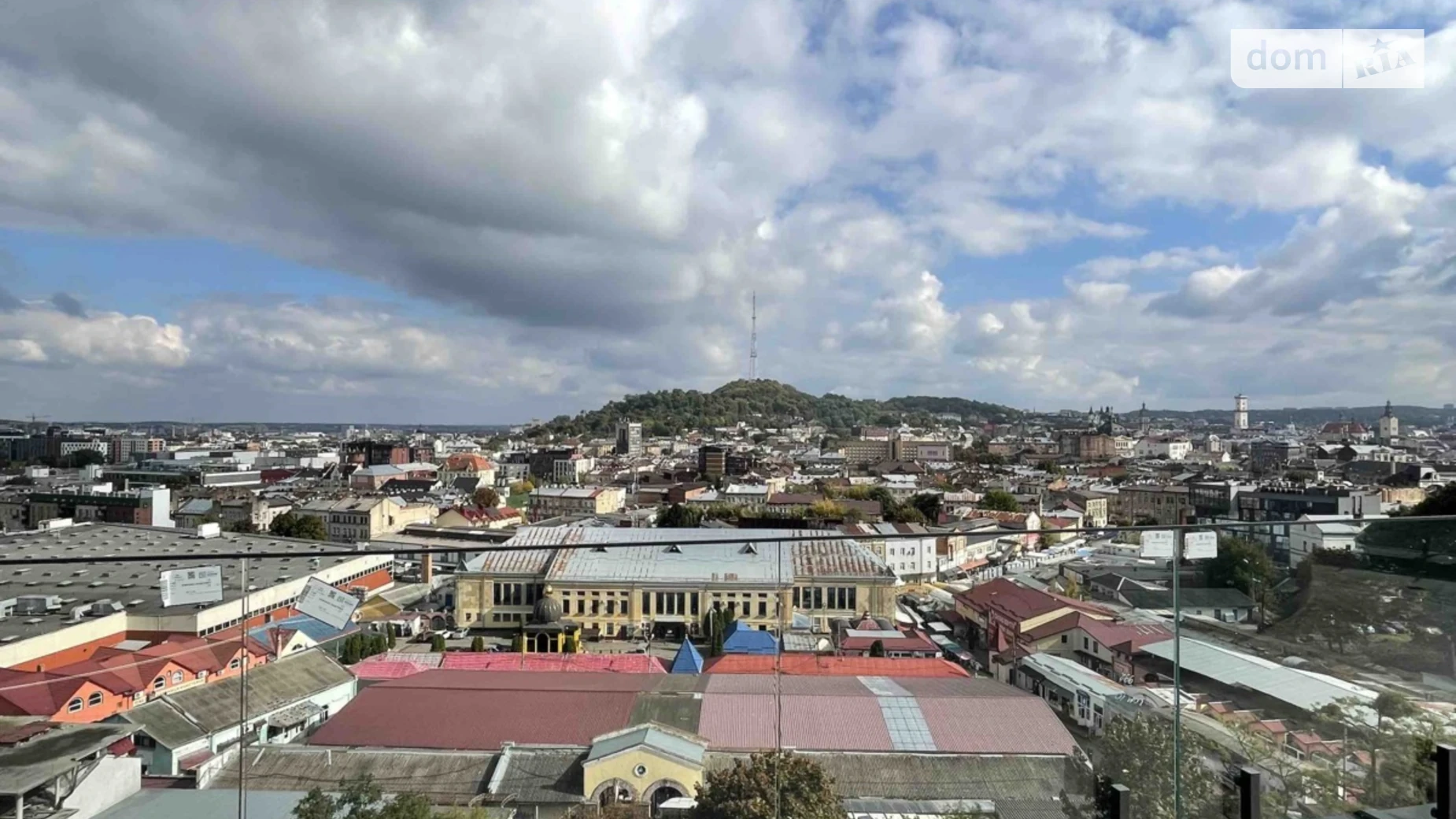 Продается 3-комнатная квартира 106 кв. м в Львове, ул. Клепаровская, 15 - фото 2