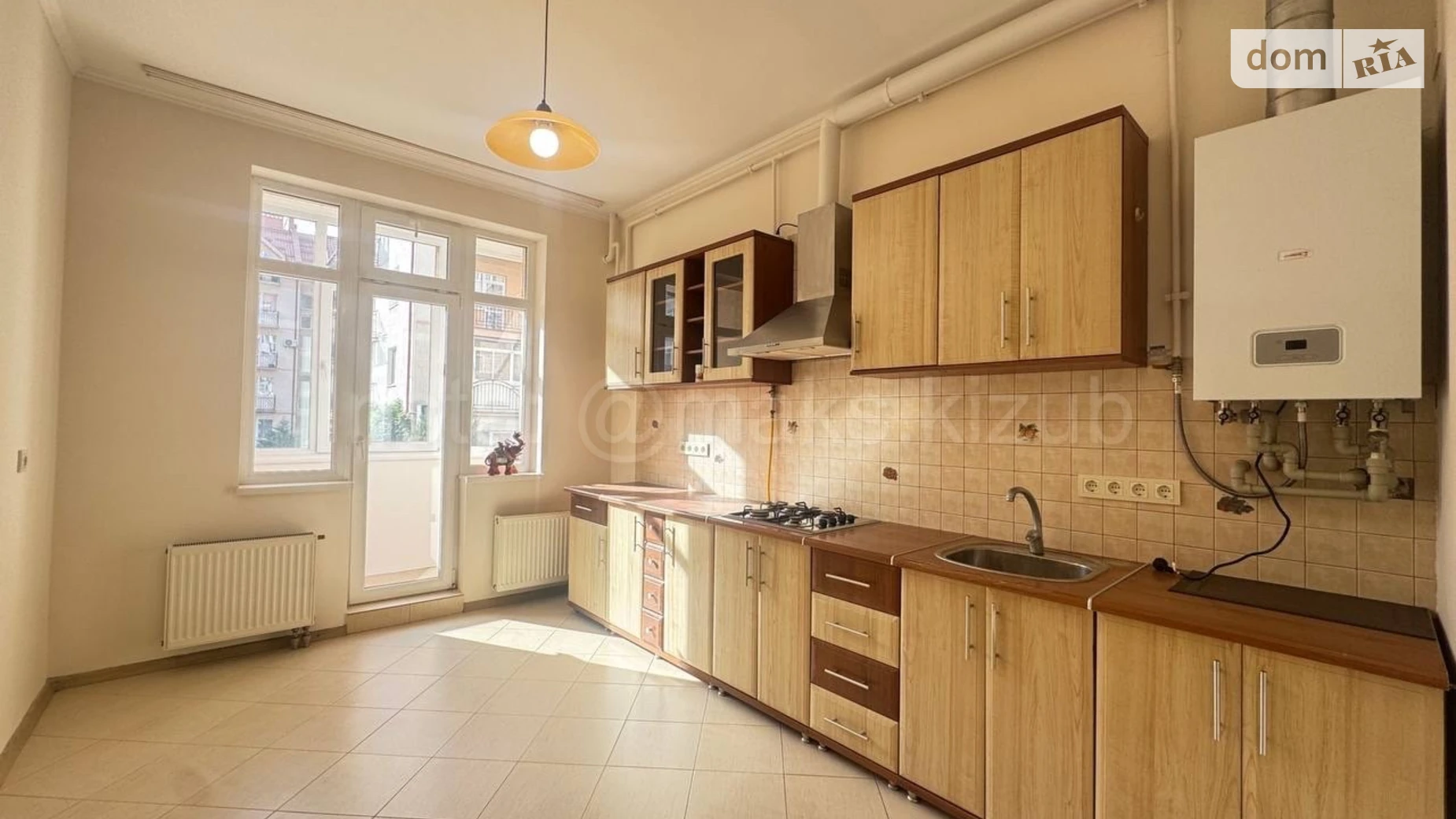 Продается 2-комнатная квартира 73.8 кв. м в Ужгороде, ул. А. Хиры, 1А - фото 2