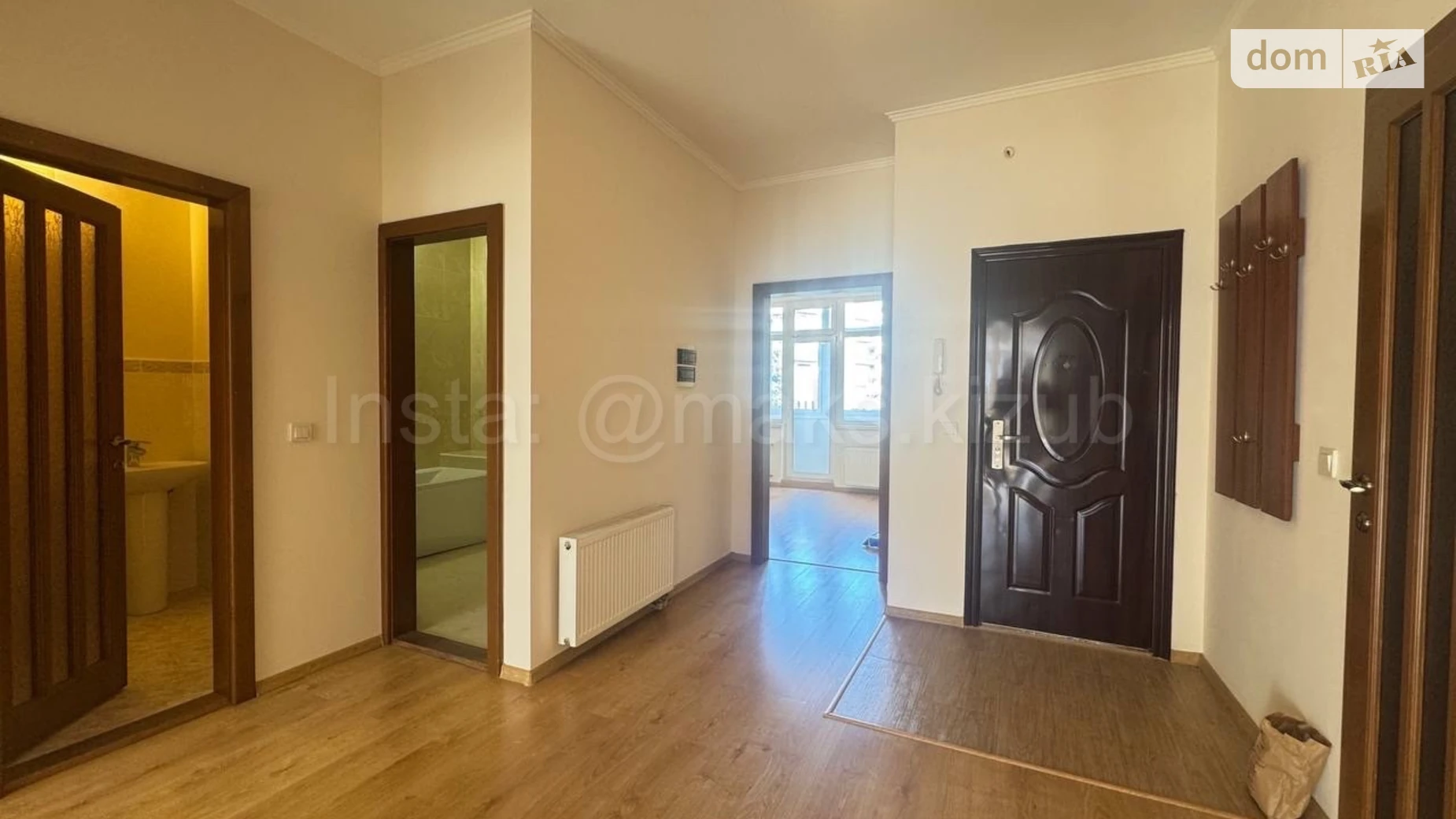 Продается 2-комнатная квартира 73.8 кв. м в Ужгороде, ул. А. Хиры, 1А - фото 3