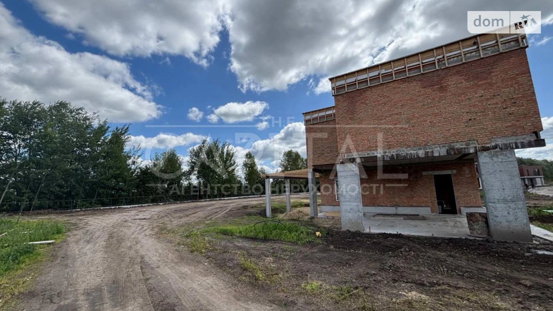 Продается дом на 2 этажа 239 кв. м с верандой, цена: 370450 $ - фото 3