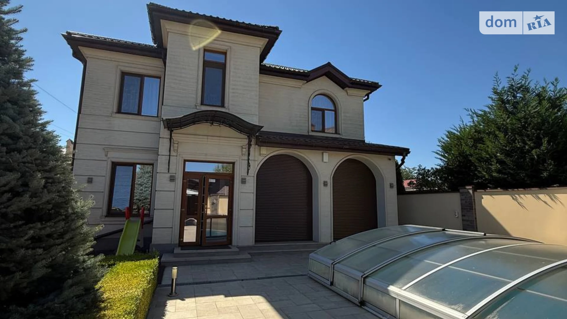 Продается дом на 2 этажа 180 кв. м с садом, цена: 350000 $ - фото 2