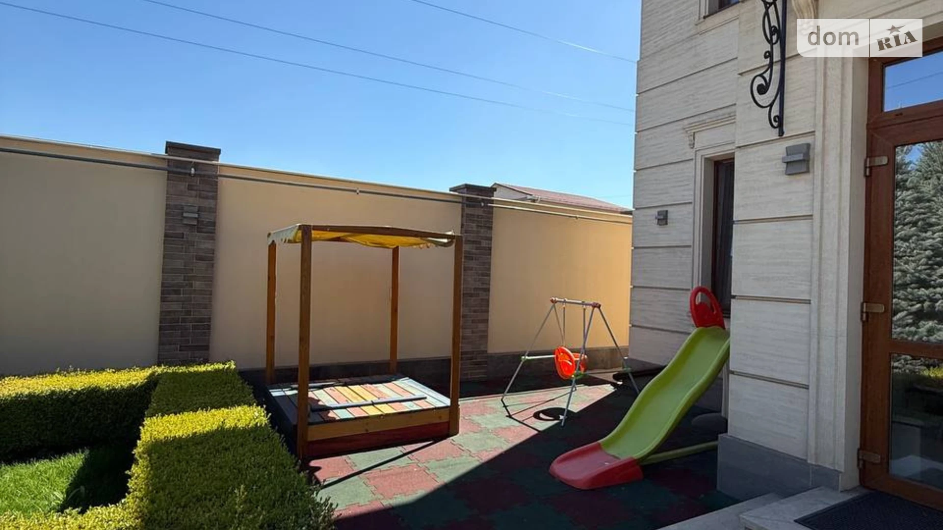 Продается дом на 2 этажа 180 кв. м с садом, цена: 350000 $ - фото 4