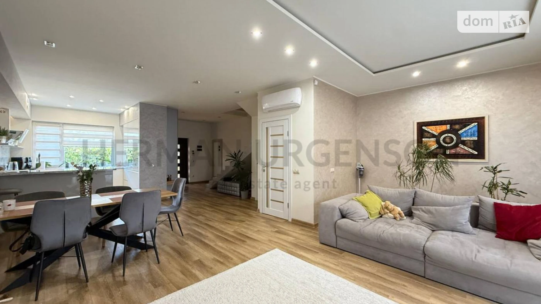 Продается дом на 2 этажа 125 кв. м с балконом, цена: 205000 $ - фото 3