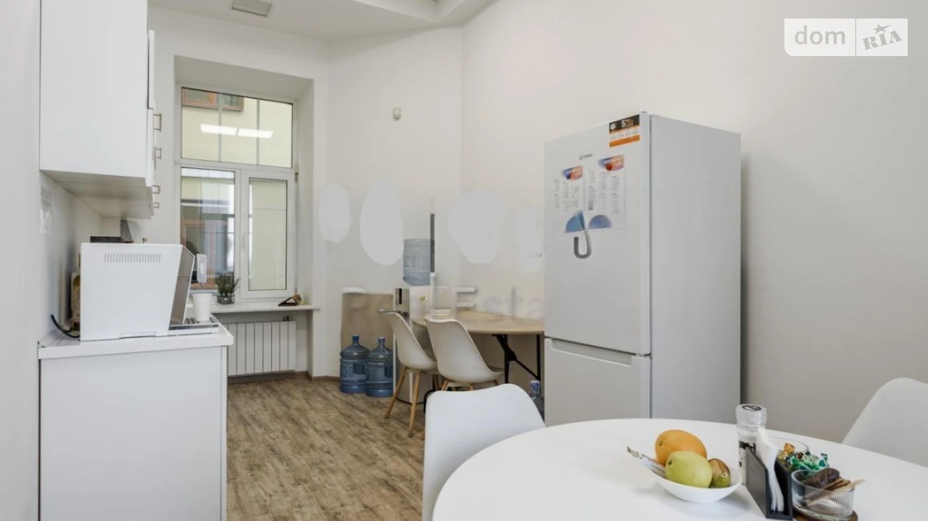 Сдается в аренду офис 2348 кв. м в бизнес-центре, цена: 54004 $ - фото 4