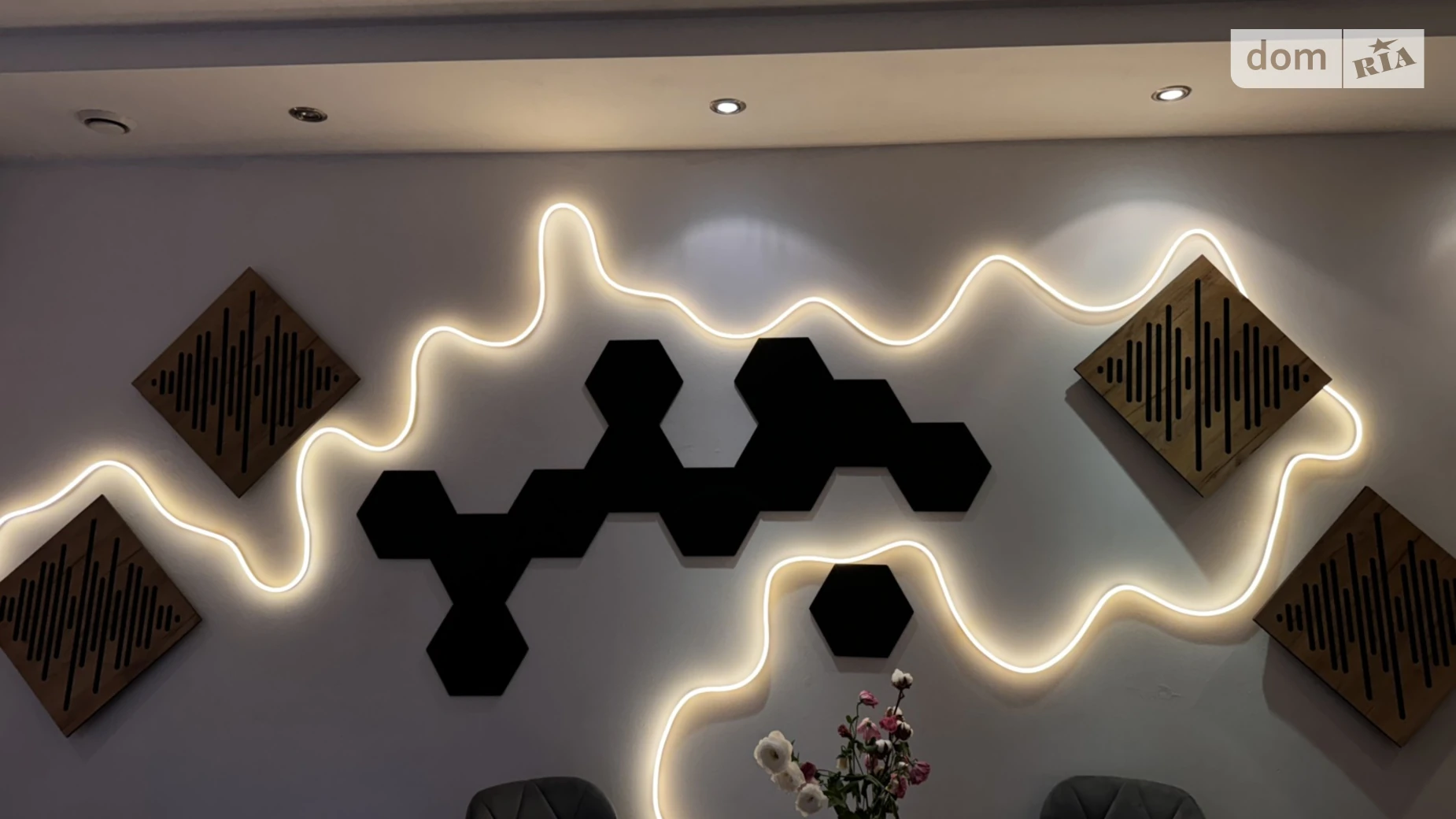 Здається в оренду приміщення вільного призначення 20 кв. м в 5-поверховій будівлі, цена: 200 грн - фото 2