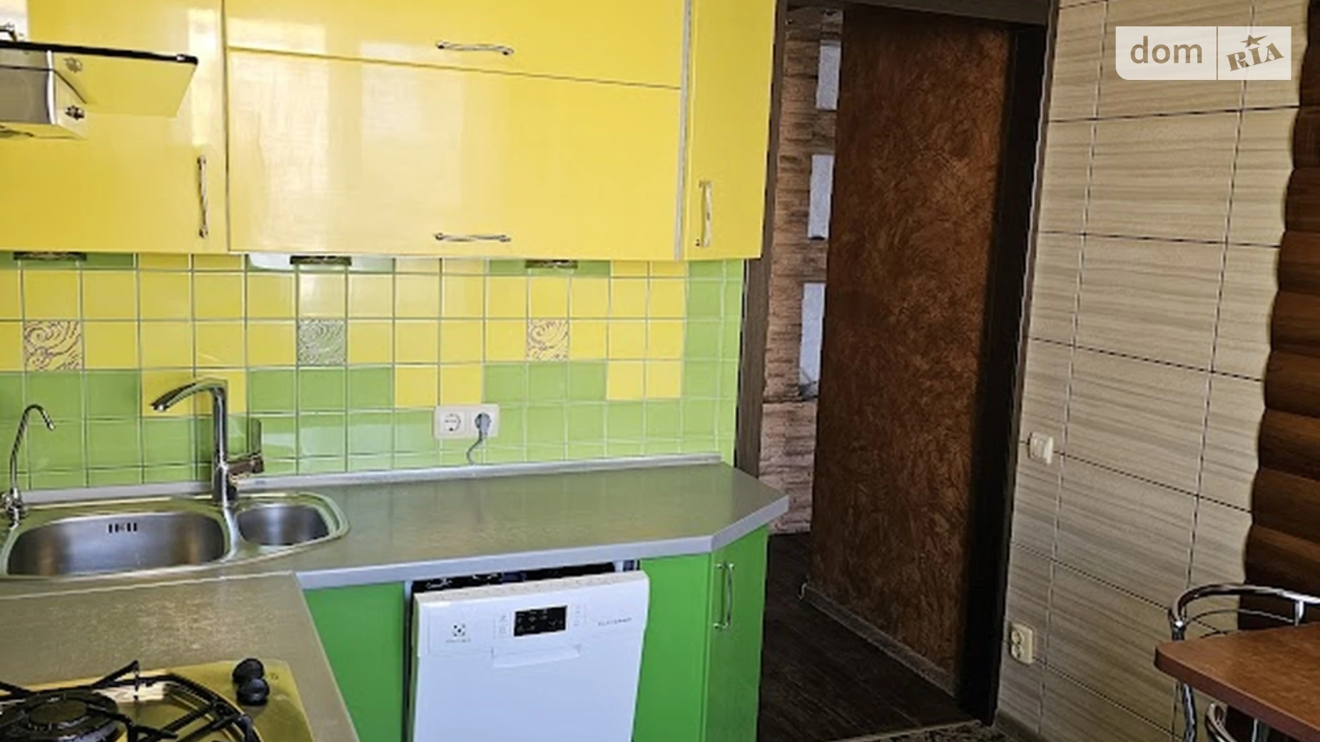 Продается 3-комнатная квартира 72 кв. м в Днепре, ул. Березинская - фото 2