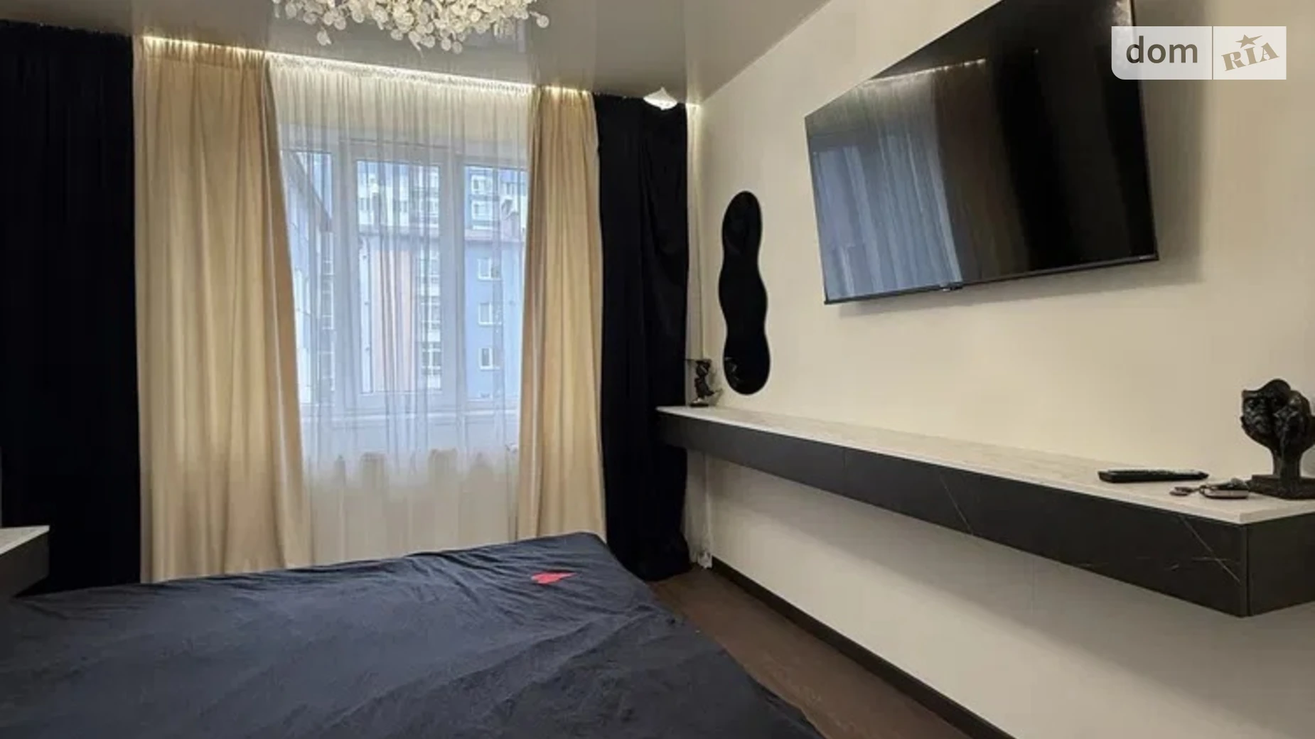 Продается 2-комнатная квартира 58 кв. м в Ивано-Франковске, ул. Андрея Мельника - фото 2