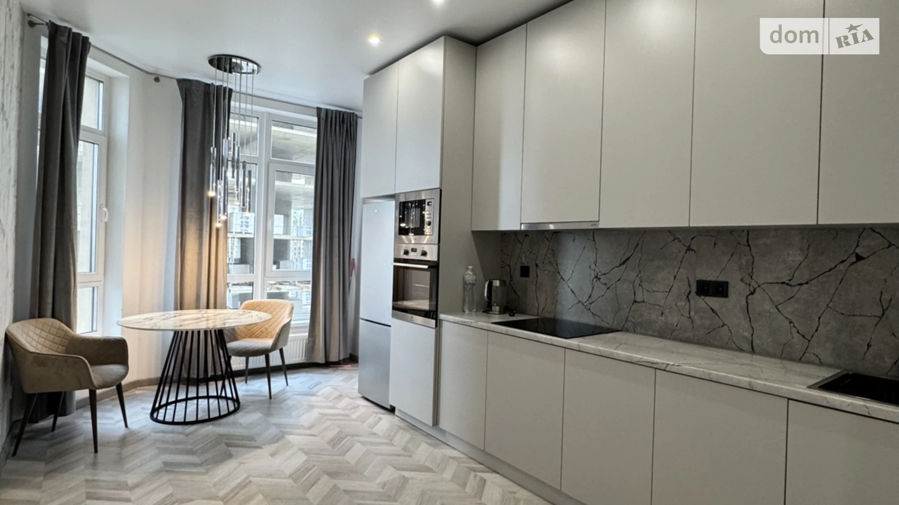 Сдается в аренду 1-комнатная квартира 50 кв. м в Одессе, пер. Курортный, 1Б - фото 2