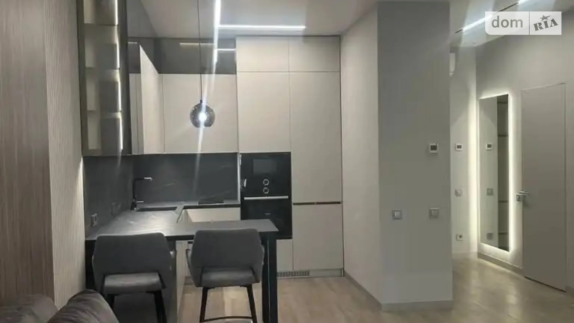 Сдается в аренду 2-комнатная квартира 50 кв. м в Днепре, ул. Короленко, 2К - фото 2