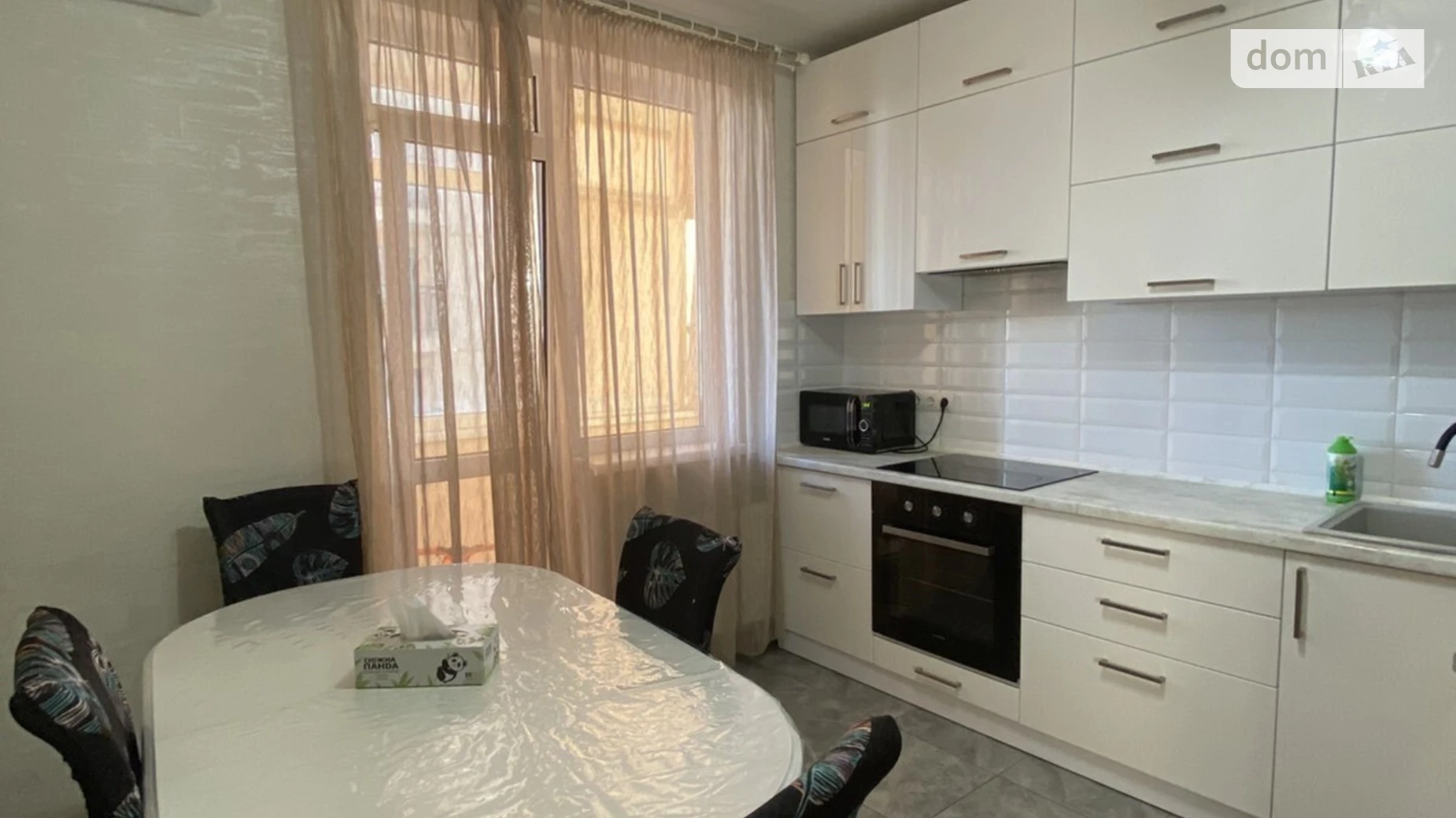 Сдается в аренду 2-комнатная квартира 60 кв. м в Одессе, ул. Академика Сахарова, 3В - фото 2