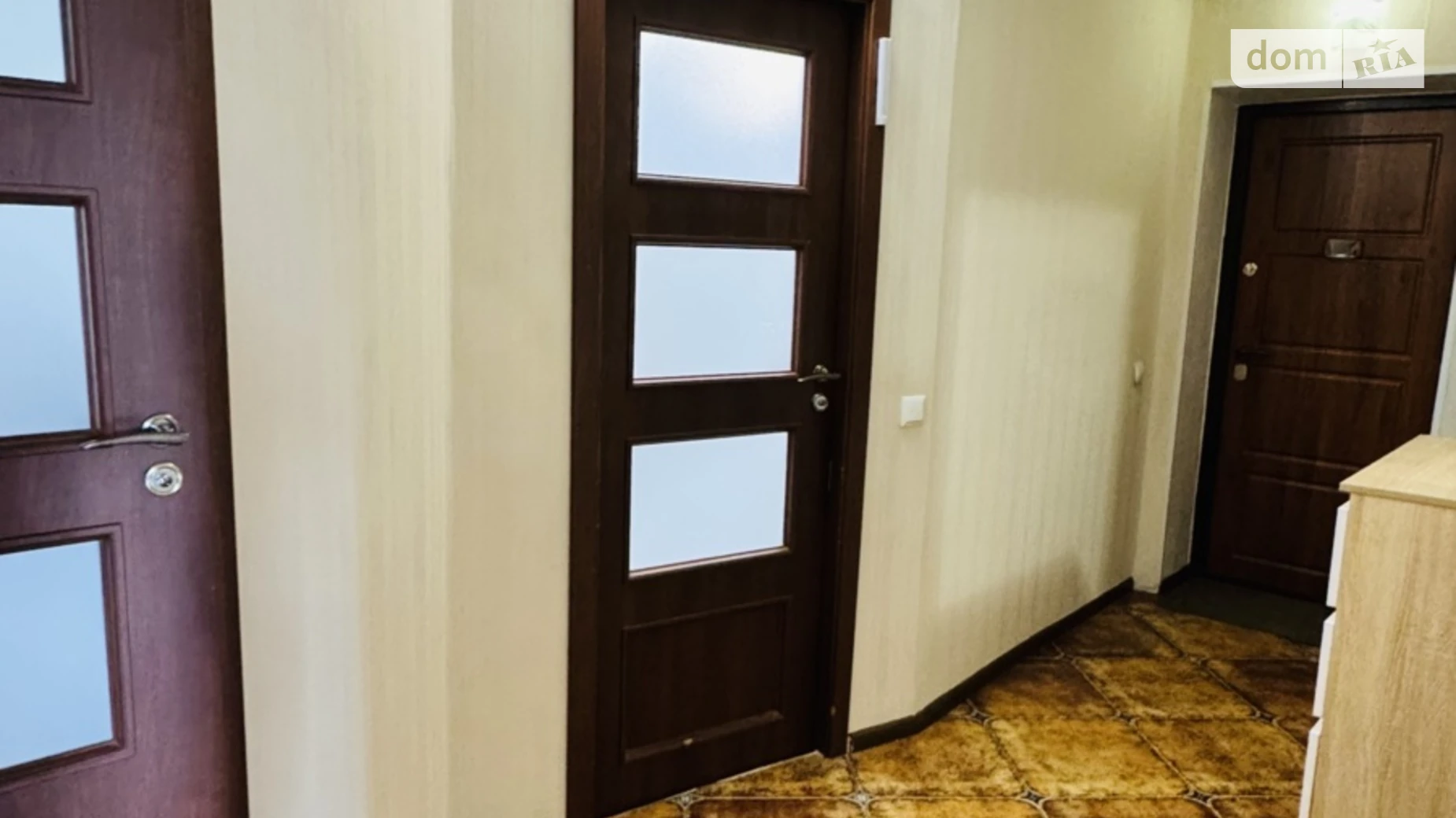 Продается 2-комнатная квартира 83.5 кв. м в Нетешине, ул. Варшавская, 3А - фото 3