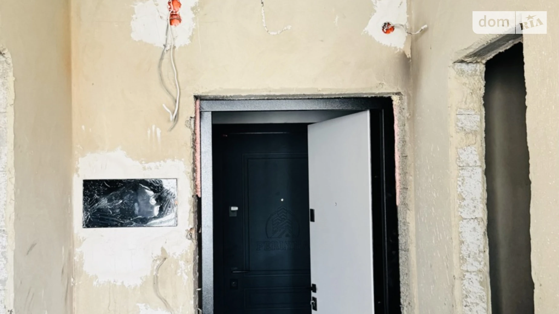 Продается 1-комнатная квартира 35.9 кв. м в Нетешине, ул. Варшавская, 11/1 - фото 2