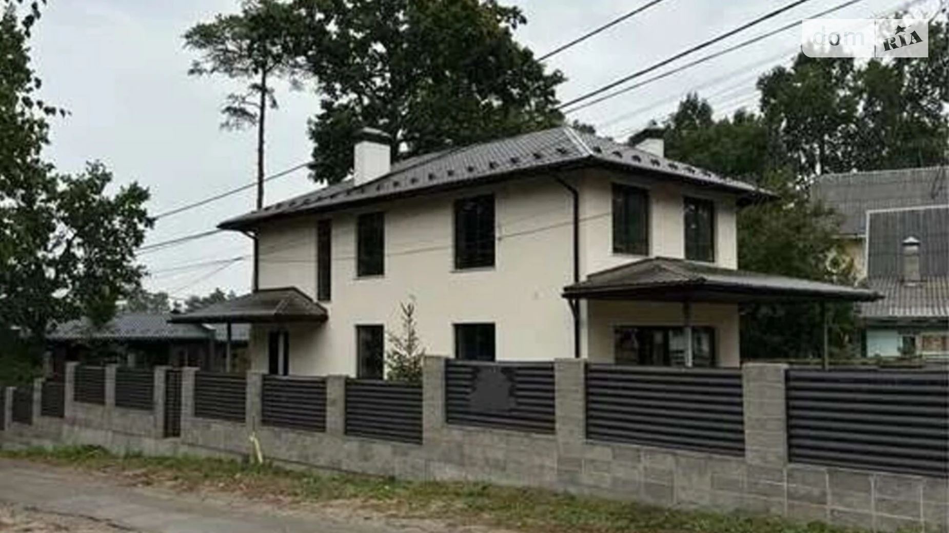 Продается дом на 2 этажа 200 кв. м с садом, цена: 179000 $ - фото 2